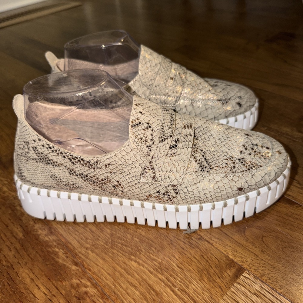 Ilse Jacobsen Tulip Women's 39 US 8.5 Platform Gold Snakeskin Shoes City Casual